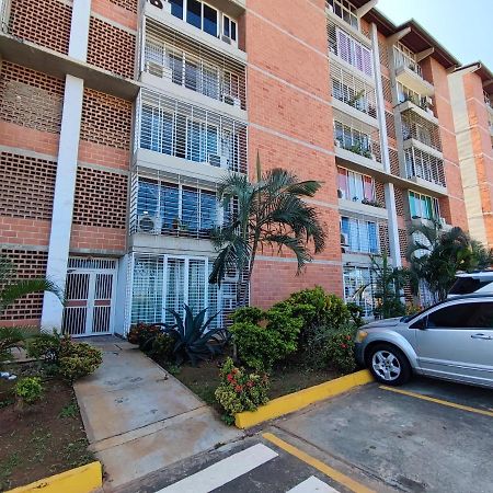 Apartamento Frente Al Aeropuerto De Maiquetía Buitenkant foto