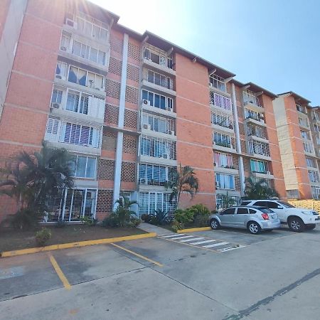 Apartamento Frente Al Aeropuerto De Maiquetía Buitenkant foto