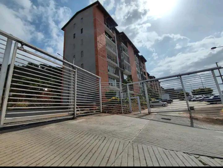 Apartamento Frente Al Aeropuerto De Maiquetía Buitenkant foto