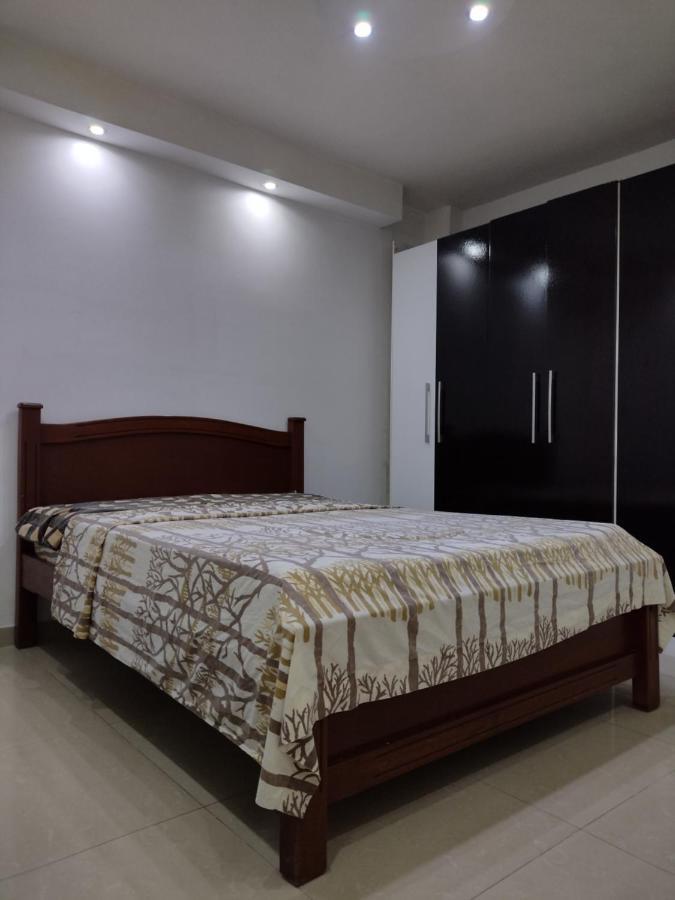 Apartamento Frente Al Aeropuerto De Maiquetía Buitenkant foto
